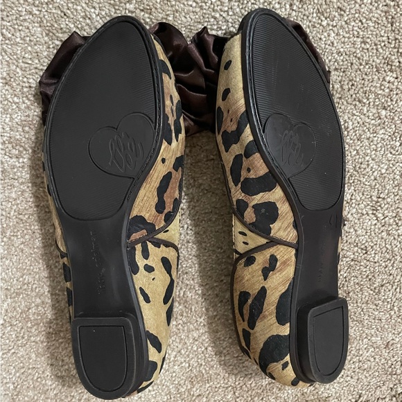 Libby. Edelman Shoes Open Toe Flats Bow Women’s 7.5 Cheetah, Brown, & Tan NWOT - Picture 3 of 3